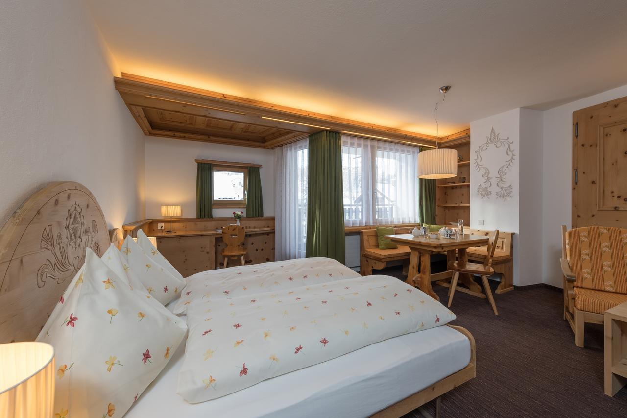 Hotel Seraina Sils Maria Ngoại thất bức ảnh